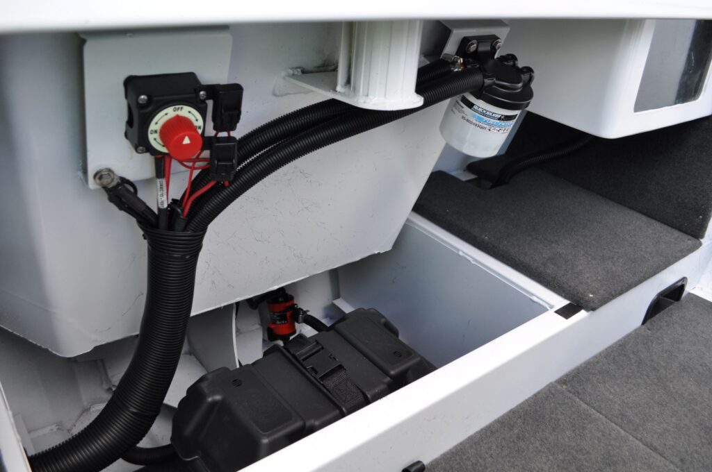 539-crossfire-rear-console-13