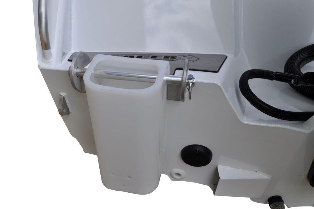 539-crossfire-rear-console-9