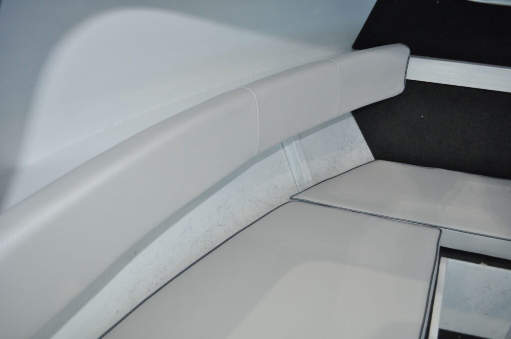 539-sea-runner-se-16