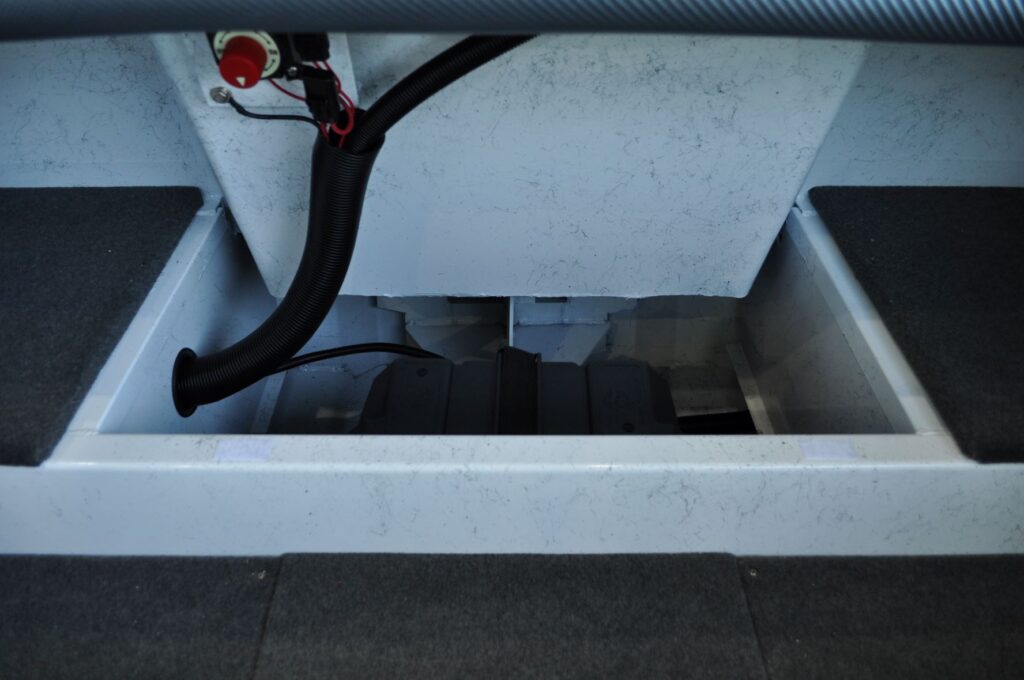 539-sea-runner-se-25