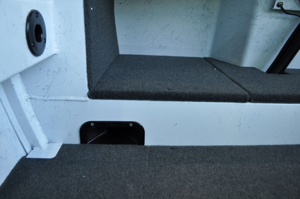 539-sea-runner-se-26