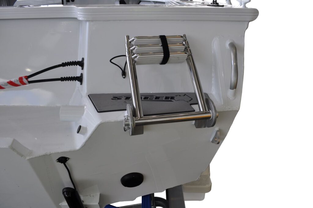 589-crossfire-rear-console-4