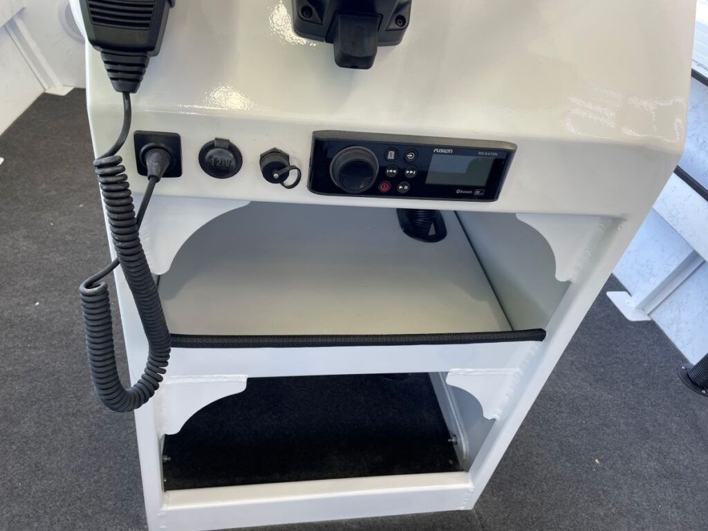 589-crossfire-rear-console-se-3